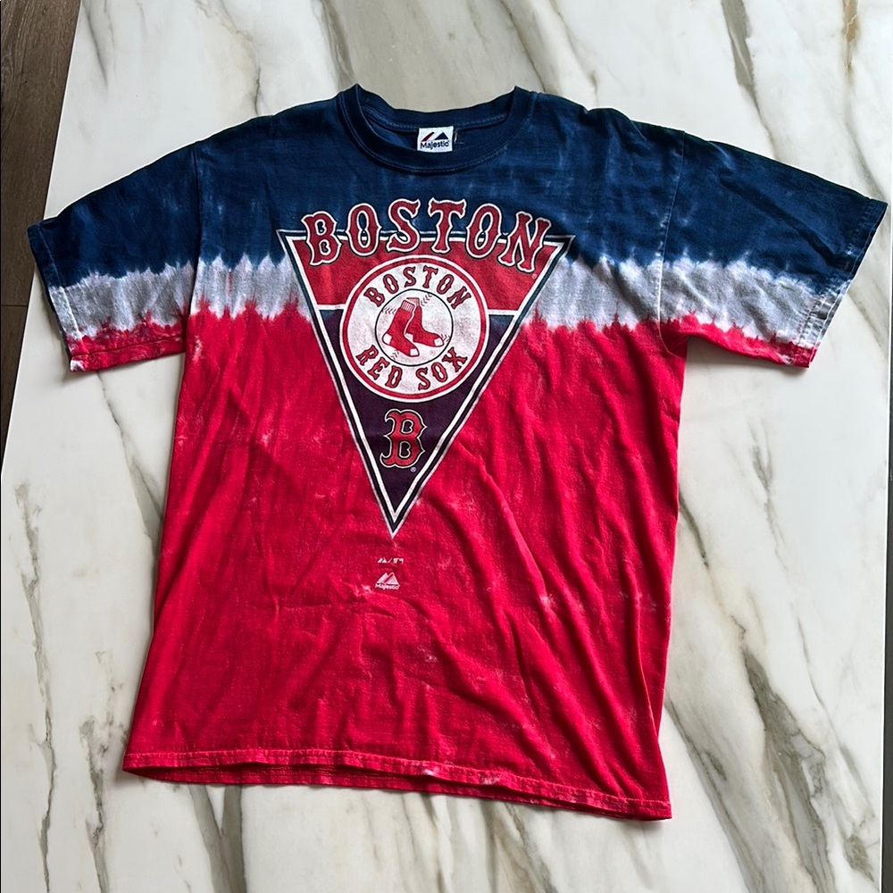 Boston Red Sox T-Shirt. Size Large